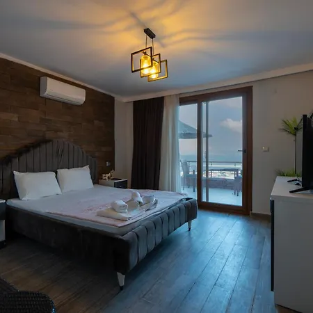 Stone House Butik Hotel