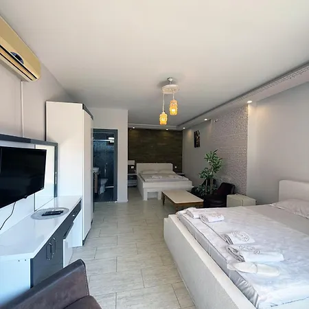 Stone House Butik 伊兹密尔