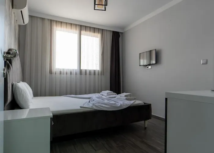 Stone House Butik * Esmirna